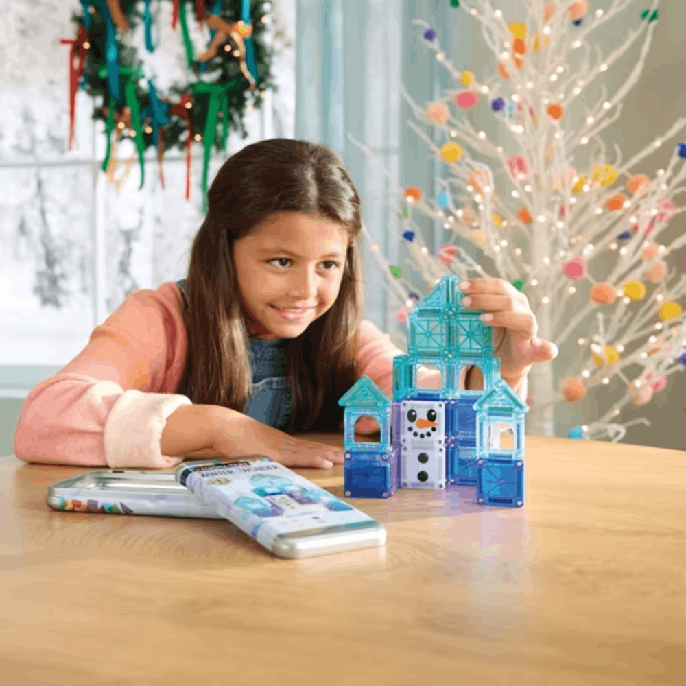Winter Wonder 26-Piece Travel Set