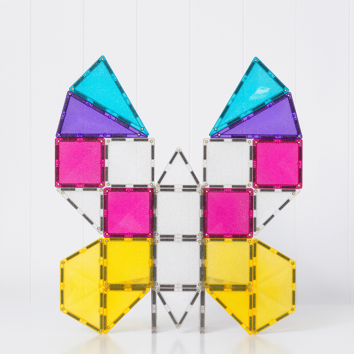 Colorful magnetic building blocks 