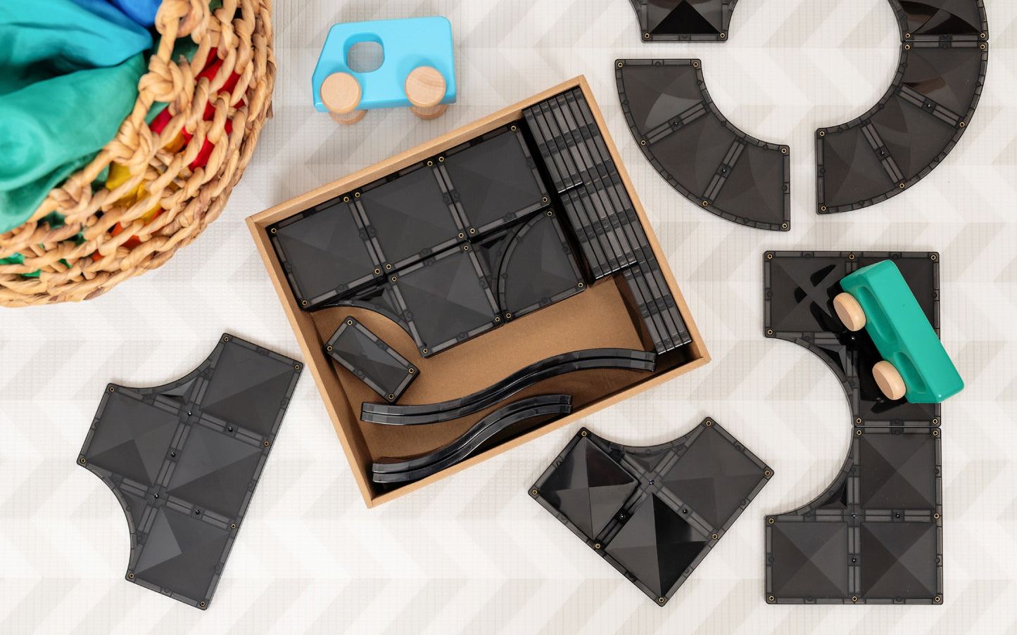 CONNETIX Creative Roads Pack 48 Piece | Magnetic Tiles Set