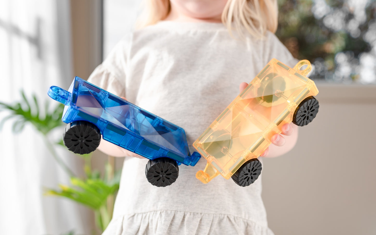 CONNETIX® 2 Piece Rainbow Car Pack | Magnetic Tile Vehicles