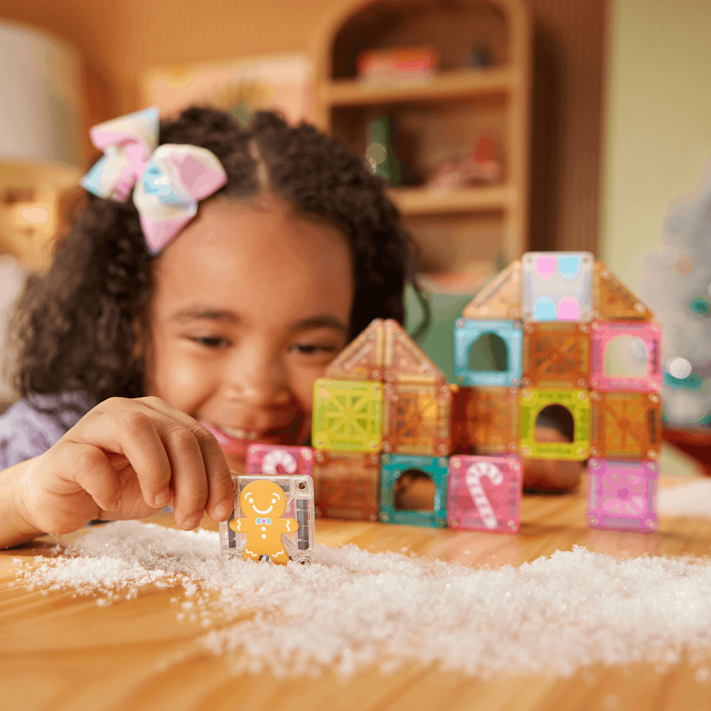 microMAGS Gingerbread House for kids