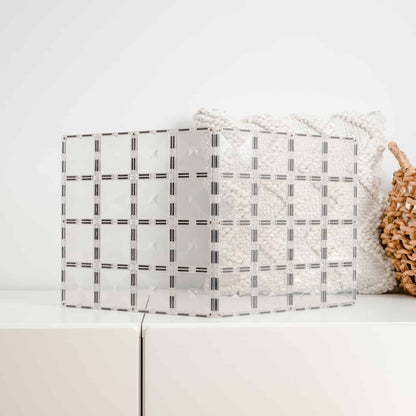 Storage box with a checkered pattern 